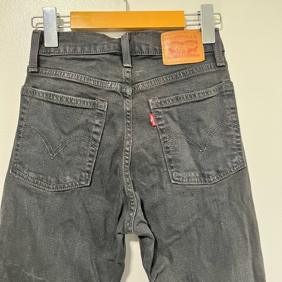 Levi’s Wedgie Fit Skinny Jeans Raw Hem Black Wash Size 24 - Picture 8 of 15